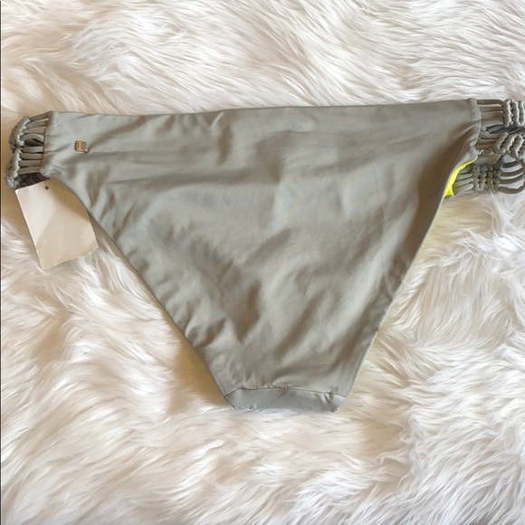 Brand new Dolce vita swim suit bottoms - Picture 5 of 5